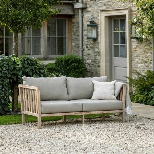 Affordable Outdoor Sofa in Dubai