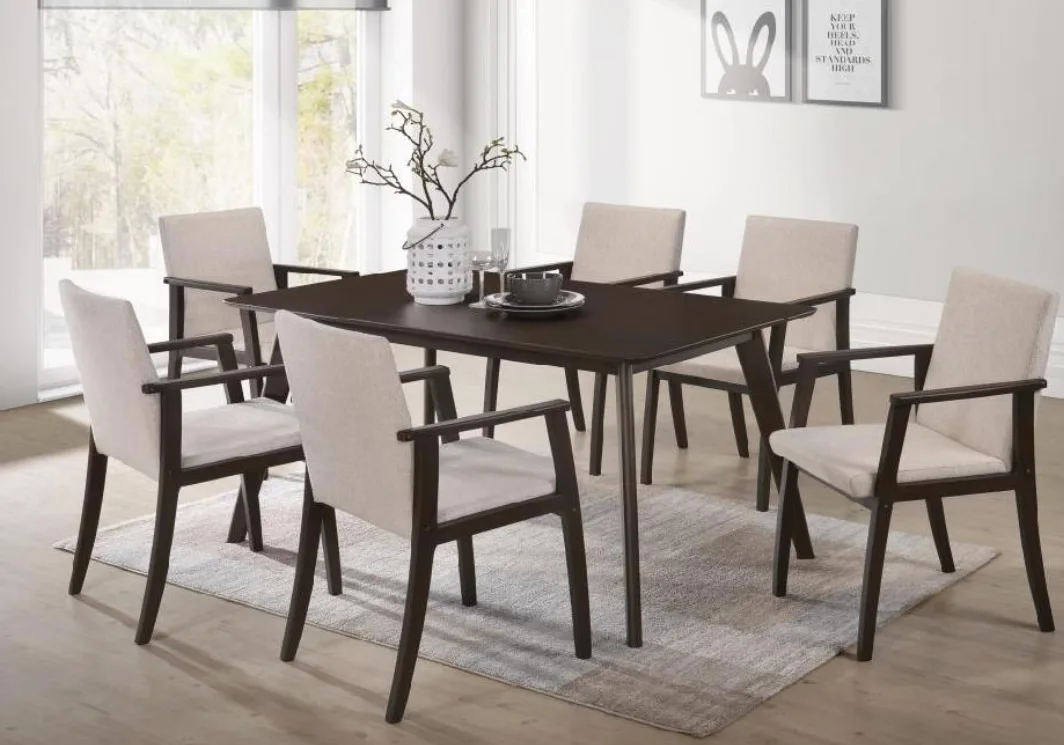 Durable custom made table Dubai