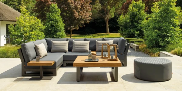 Outdoor garden furniture with modern design in Dubai