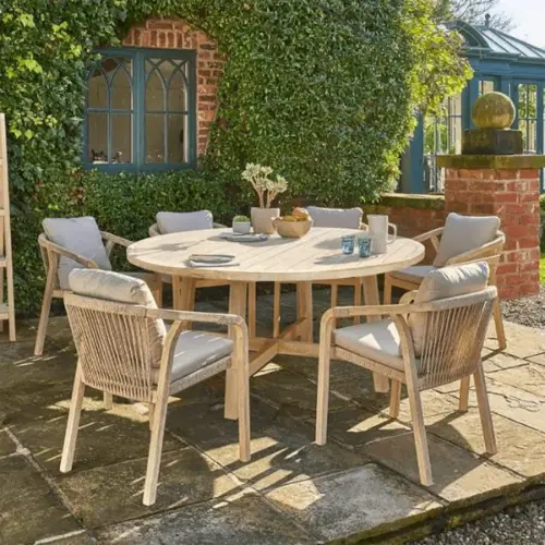 Outdoor Round Table Dubai