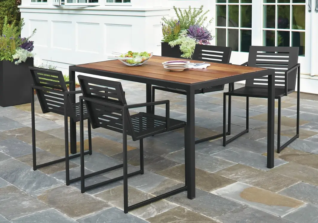 Quality outdoor tables Dubai for garden