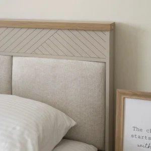 Riverina Queen Size Bed img 2